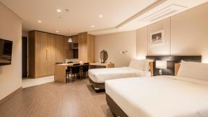 the first stay hotel