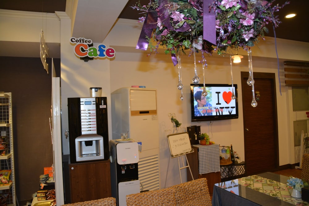 funstay inn guesthouse