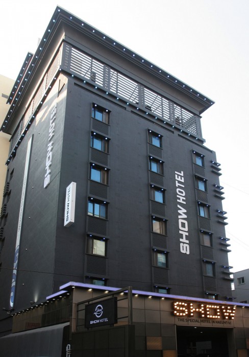 show hotel