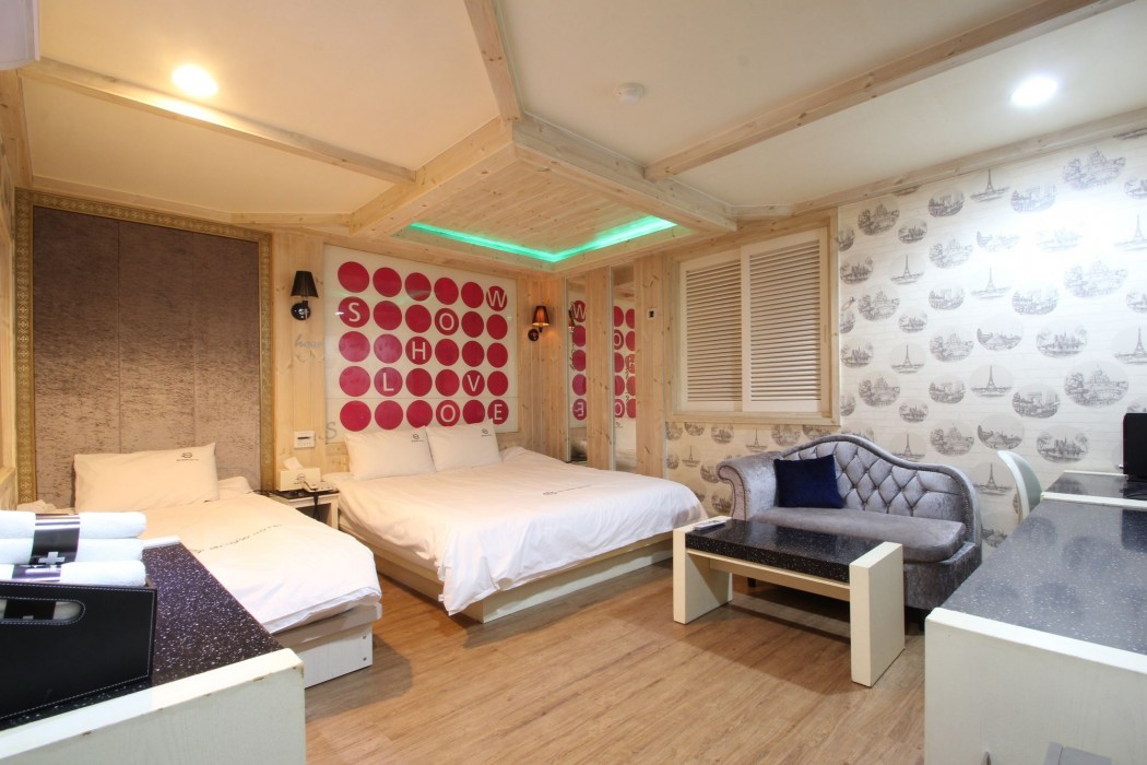 show hotel