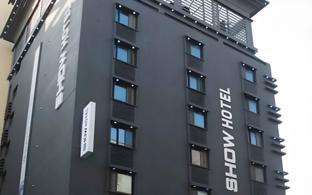 show hotel