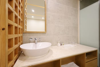 trt hotel