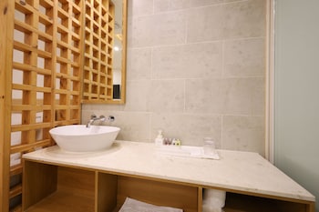 trt hotel