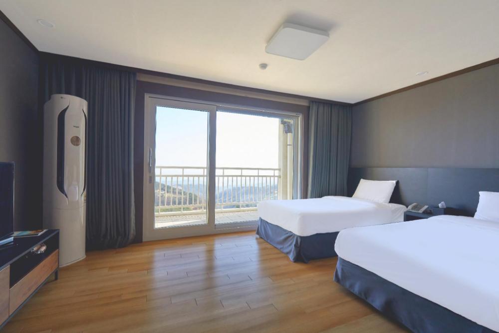 the mauna ocean resort