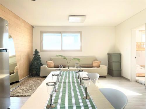 airport guesthouse ko in