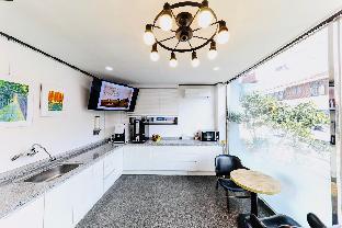 gallery hotel be