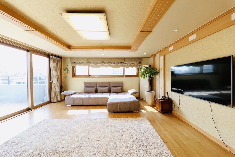 Gallery Hotel Be,16, Sindae-Ro 12-Gil,3 star