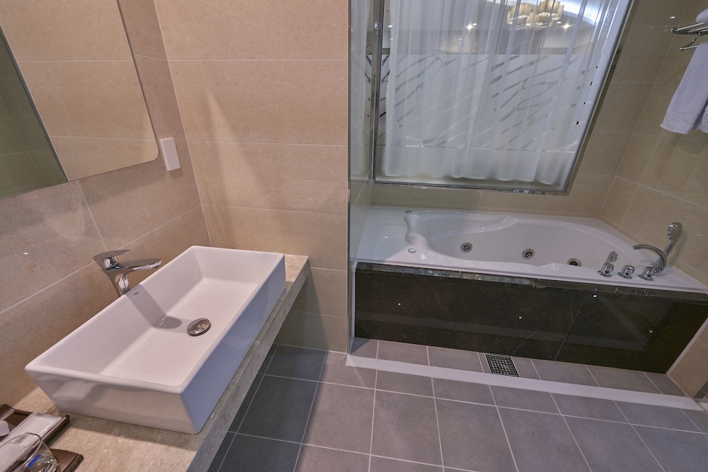 dubai hotel gwangju