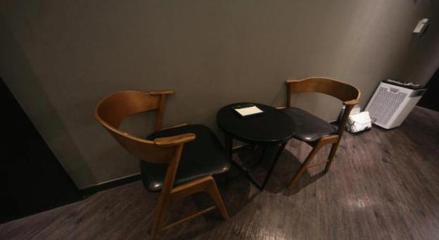 brown dot hotel beomil