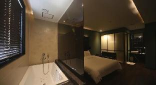 brown dot hotel beomil