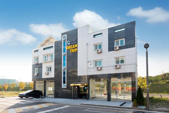 dreamtrip guesthouse