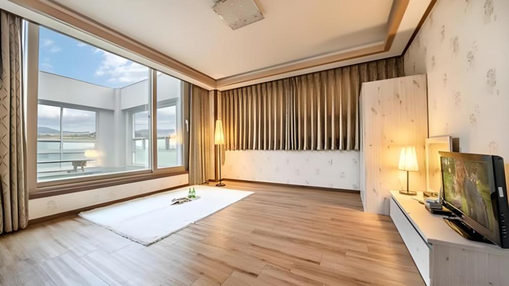 venezia tourist hotel