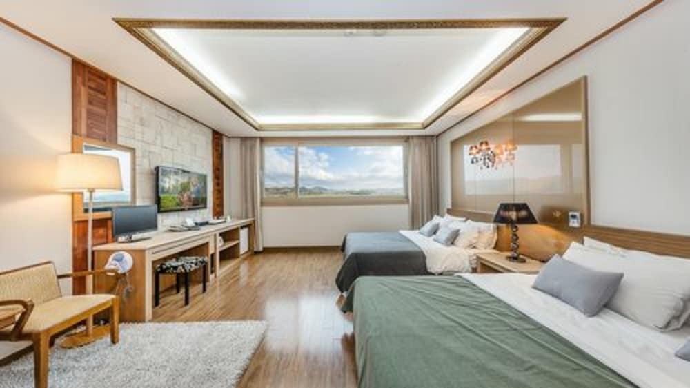 venezia tourist hotel