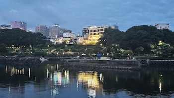 cheonjiyeon crystal hotel