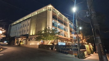 cheonjiyeon crystal hotel