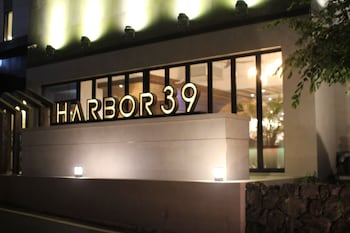 cheonjiyeon crystal hotel