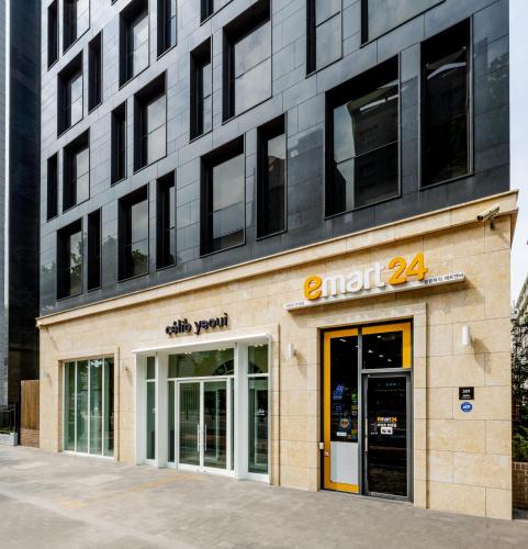 Celib Yeoui,Yeongdeungpo-Gu>>Seoul,2 star
