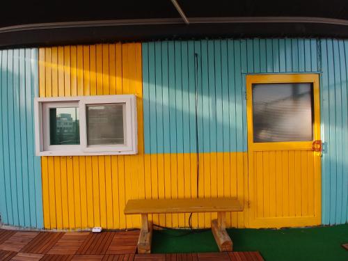 hause itaewon hostel