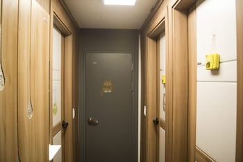 hause itaewon hostel