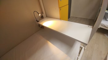 hause itaewon hostel