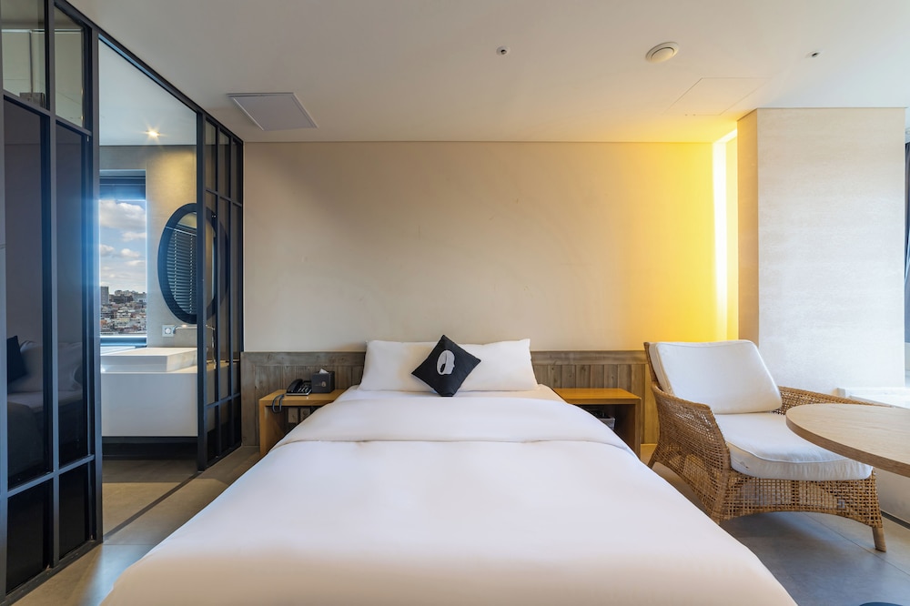 hotel the designers seoul station