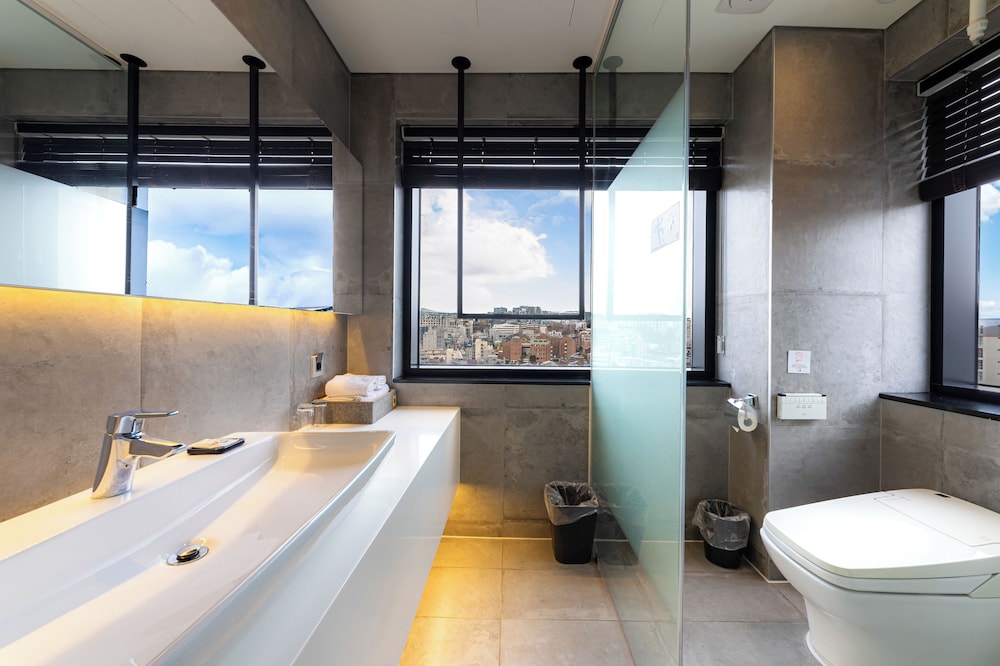 hotel the designers seoul station