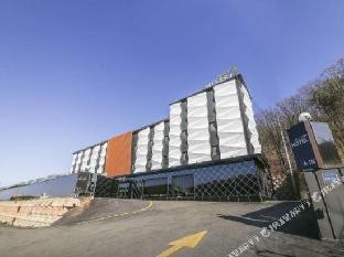 paju west hill hotel