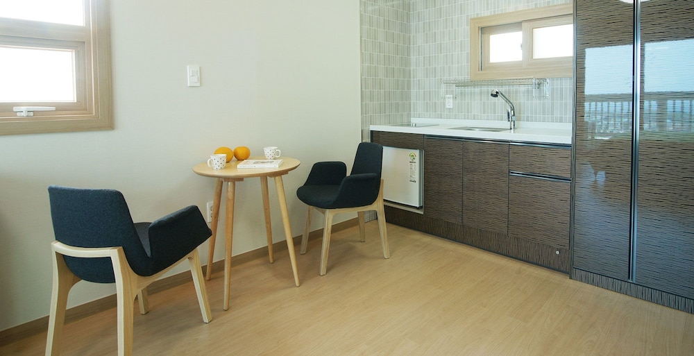 jeju the oceanhill pension