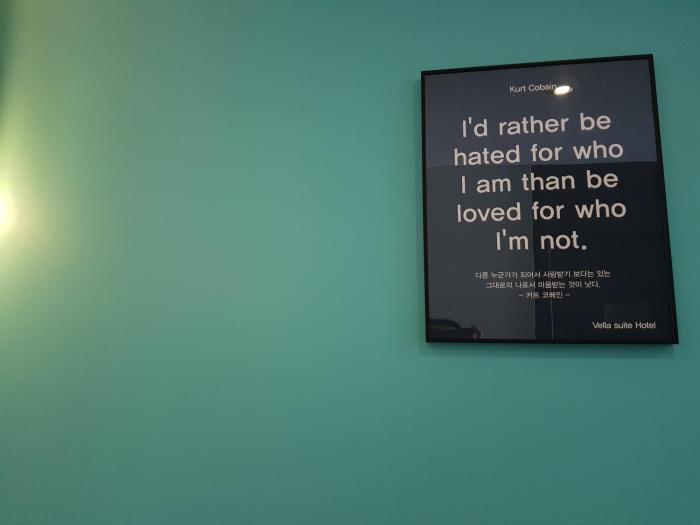 hotel vella suite suwon