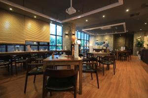 hotel vella suite suwon