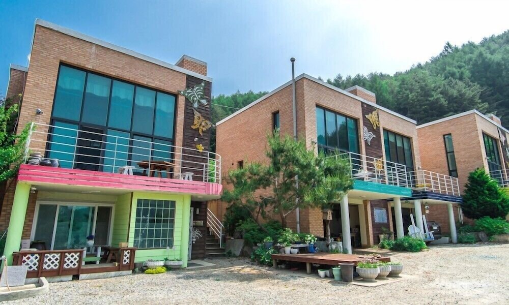 sunny junny pension