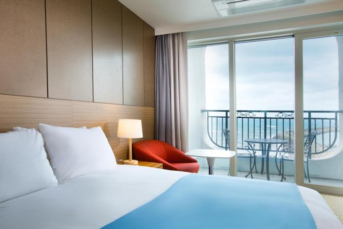 hotel whistlelark bw signature collection