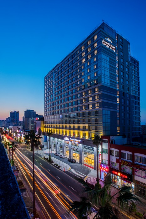 Gloucester Hotel Jeju,In Jeju (Jeju City),4 star