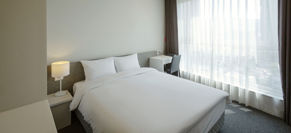 grand city hotel changwon