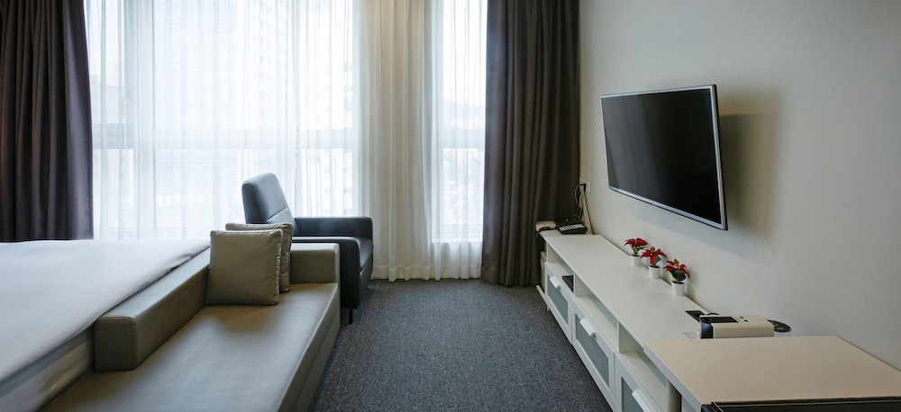 grand city hotel changwon