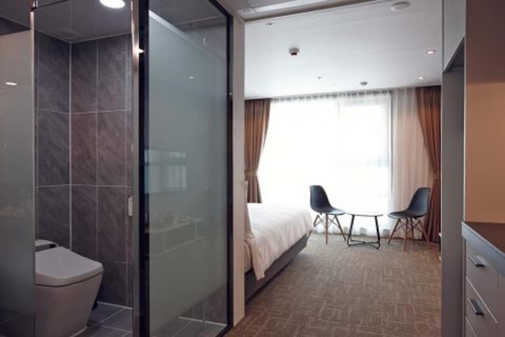 royal square hotel seoul