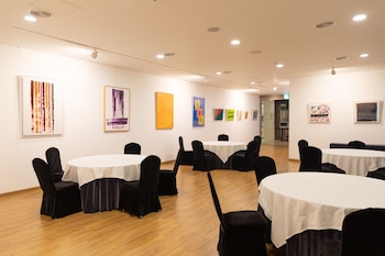 palgong emillia hotel