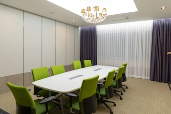 palgong emillia hotel