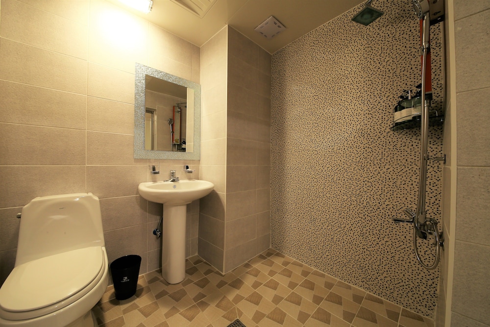 pohang jukdo market the seven