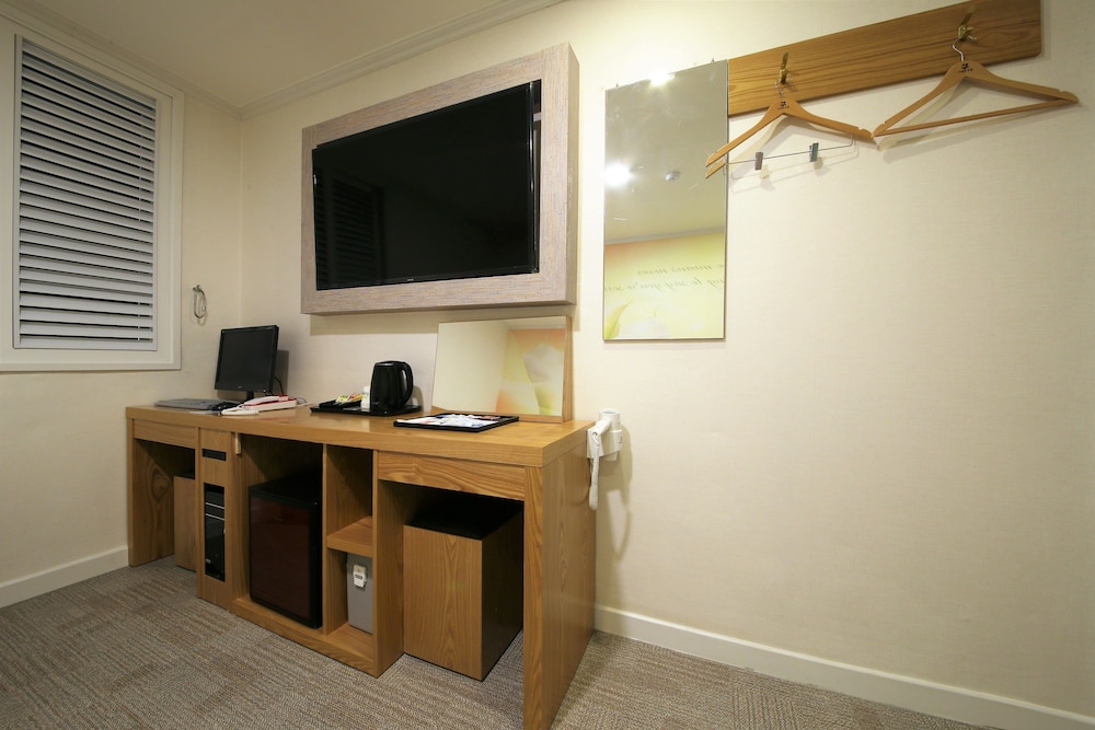 pohang jukdo market the seven