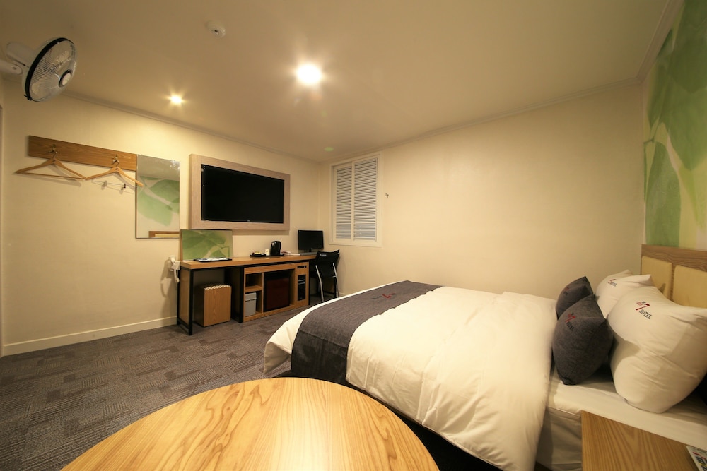 pohang jukdo market the seven