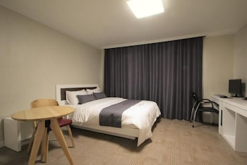 pohang jukdo market the seven