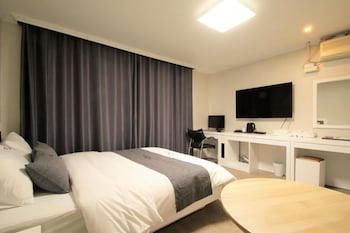 pohang jukdo market the seven