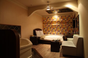 king hotel