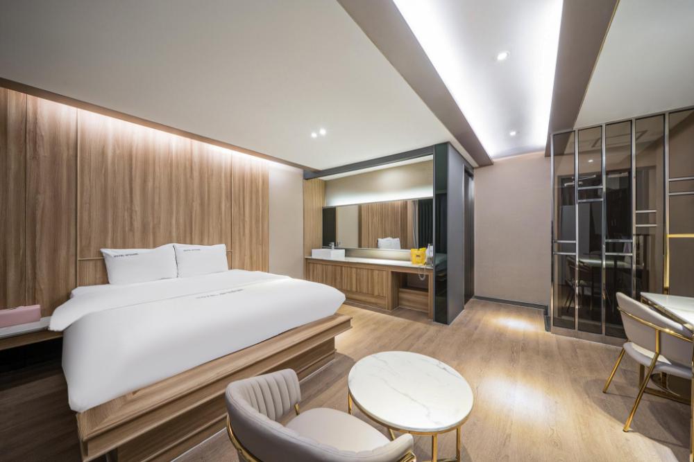 hotel yeogiuhtte daegu station