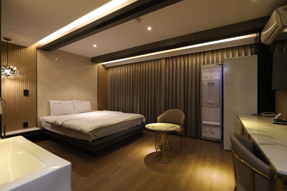 hotel yeogiuhtte daegu station