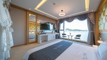 hotel the one yeosu