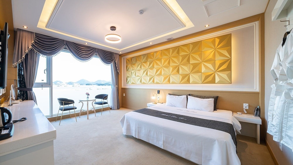 hotel the one yeosu