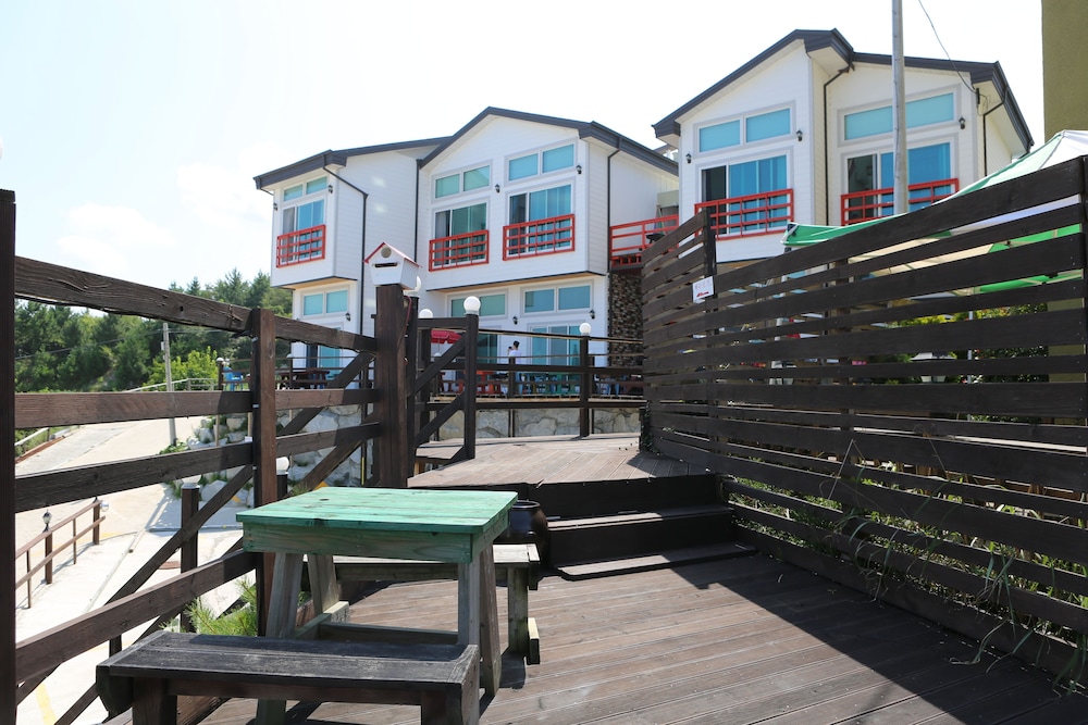 seaview pension