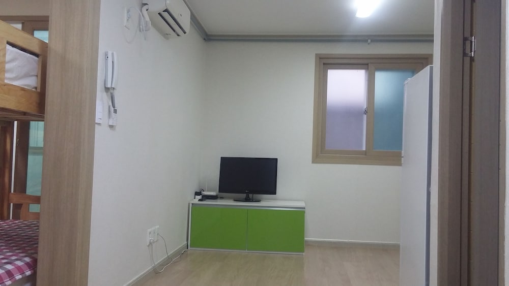 jiin hostel and guesthouse